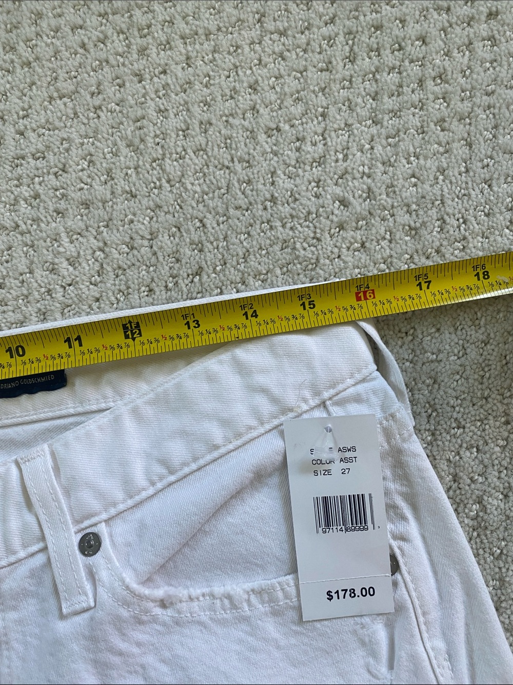 New AG women’s Nikki White Distressed Denim Shorts, size 27 - Picture 7 of 8